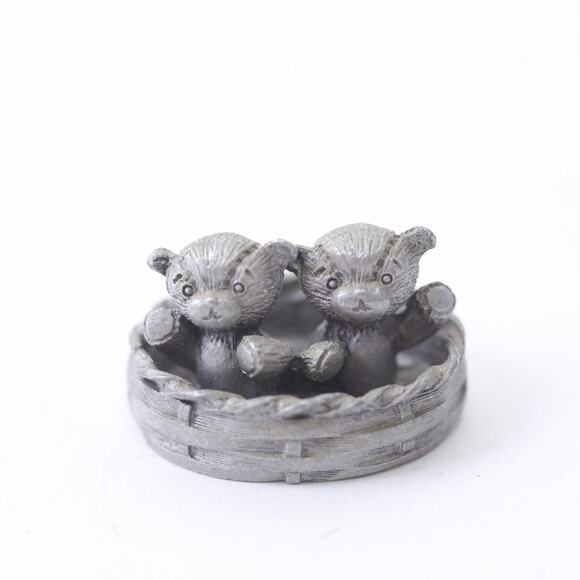 Spoontiques, 1982, Bears In A Basket. Pewter, Statue, Miniature, Game Piece, Sta - Picture 1 of 3